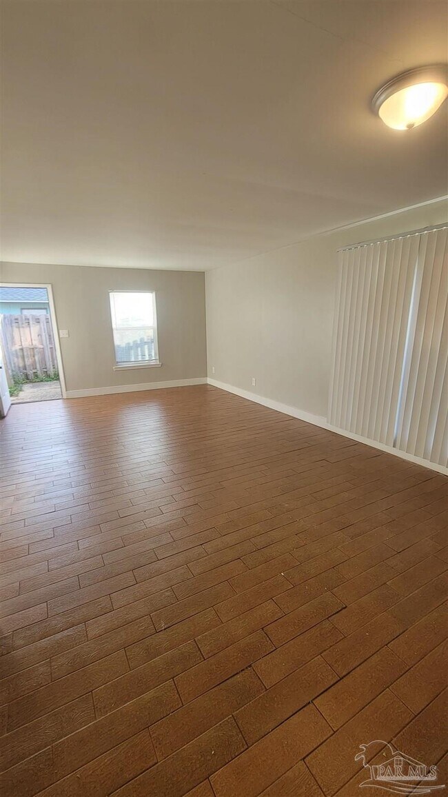 Building Photo - 1420 Bakalane Ct