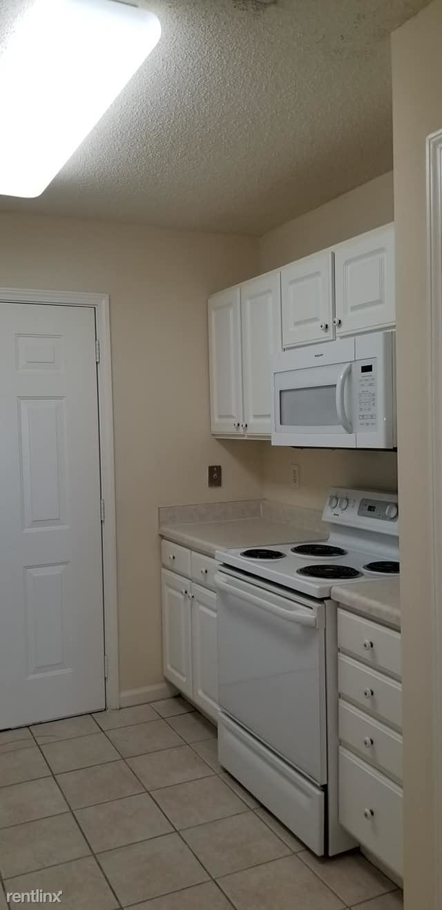 Foto del edificio - 2530 Friedland Pl