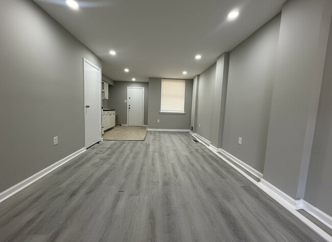 Building Photo - 2944 LeCount St