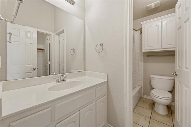 Building Photo - 11800 Pondview Ln