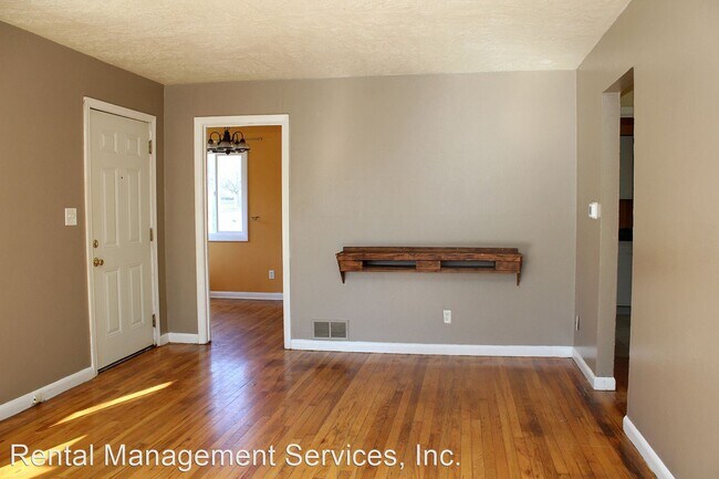 Building Photo - 2 br, 1 bath House - 4728 SE 92nd Ave