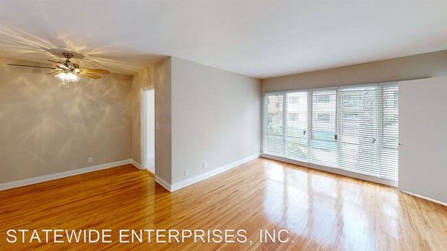 Building Photo - 323-333 S Reno St