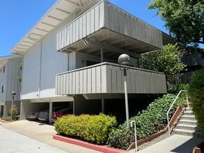 Building Photo - 255 S Rengstorff Ave