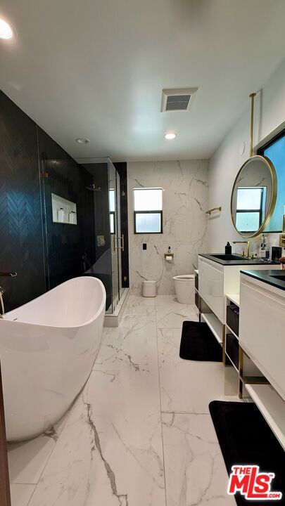 Foto del edificio - 3845 Olympiad Dr