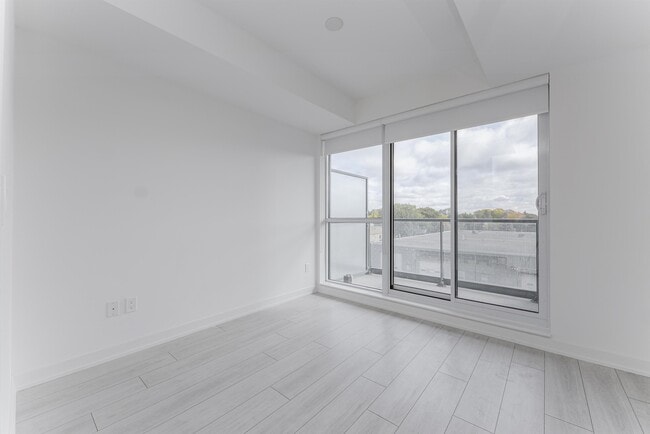 Building Photo - 31-331 Tippett Rd