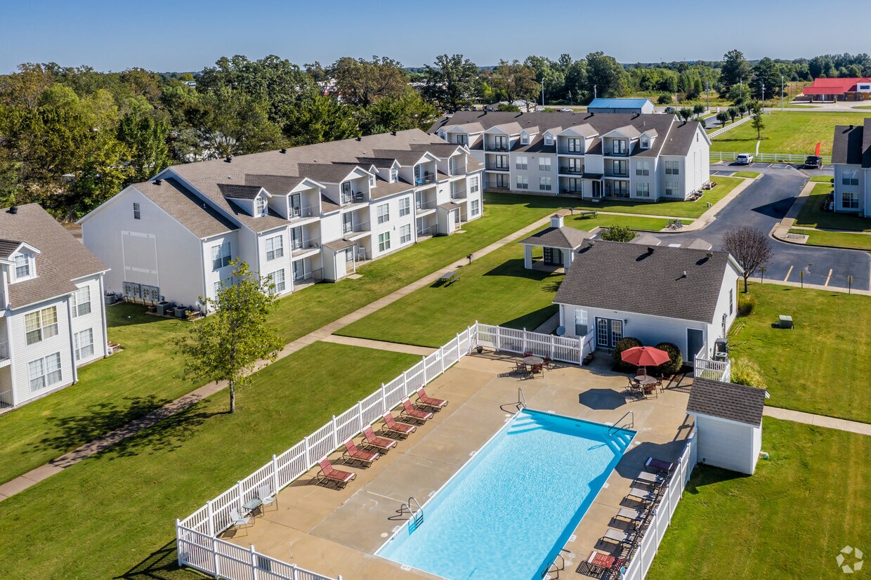 DLP Jonesboro Apartments in Jonesboro, AR