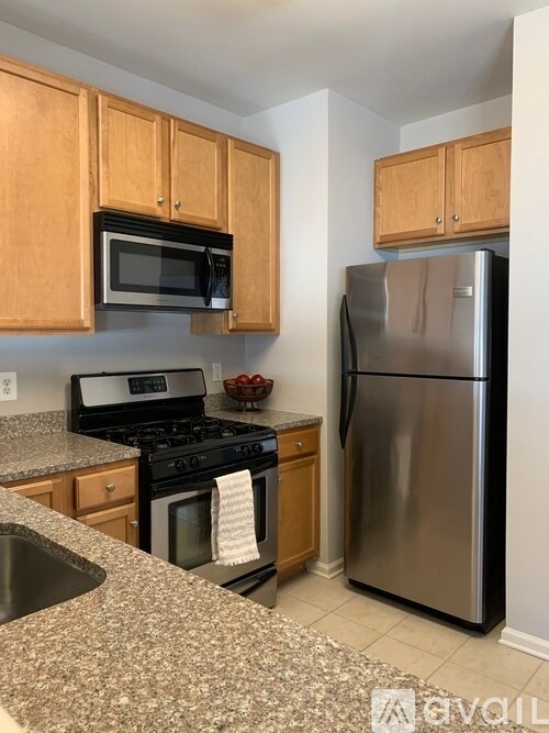 Building Photo - 93 Conover Terrace