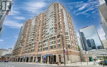 Building Photo - 44-1244 Gerrard St W