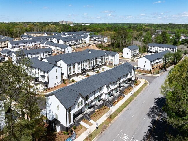 Building Photo - 3960 Redan Rd