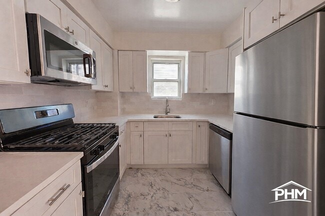 Photo - 673 Ashford St Apartment