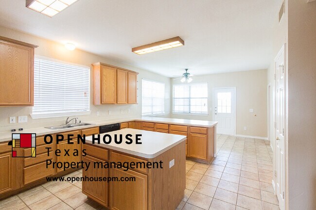 Foto del edificio - 10181 Camelot Dr Frisco