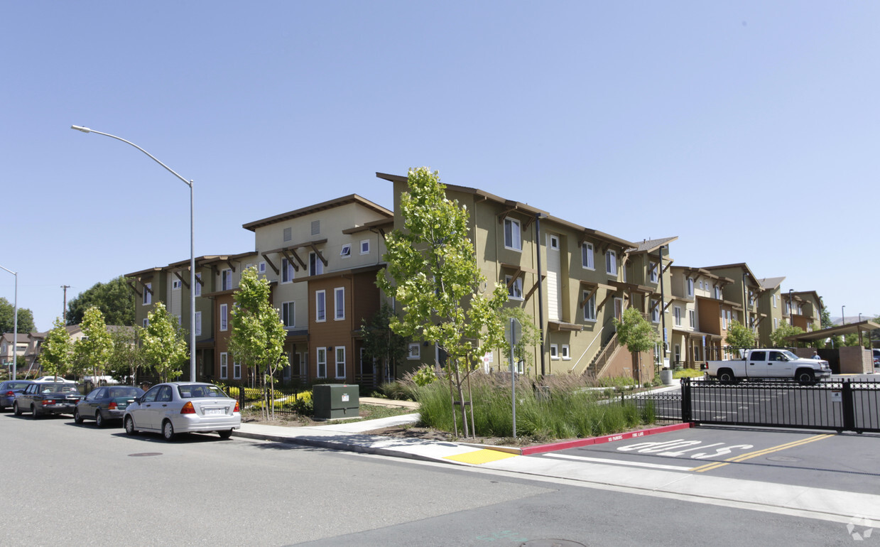 Building Photo - Los Medanos Village