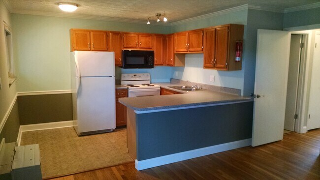 Foto del edificio - Renovated 2BR/1BA Condo – Prime UTK Location!