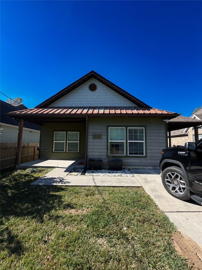 Foto del edificio - 9405 Arvin St