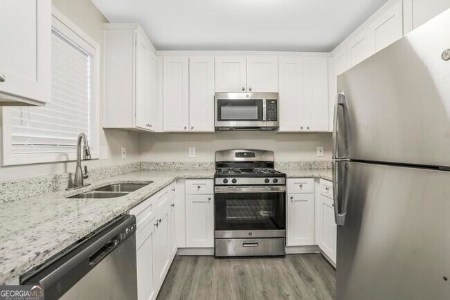 Building Photo - 1043 Coker Cir NW