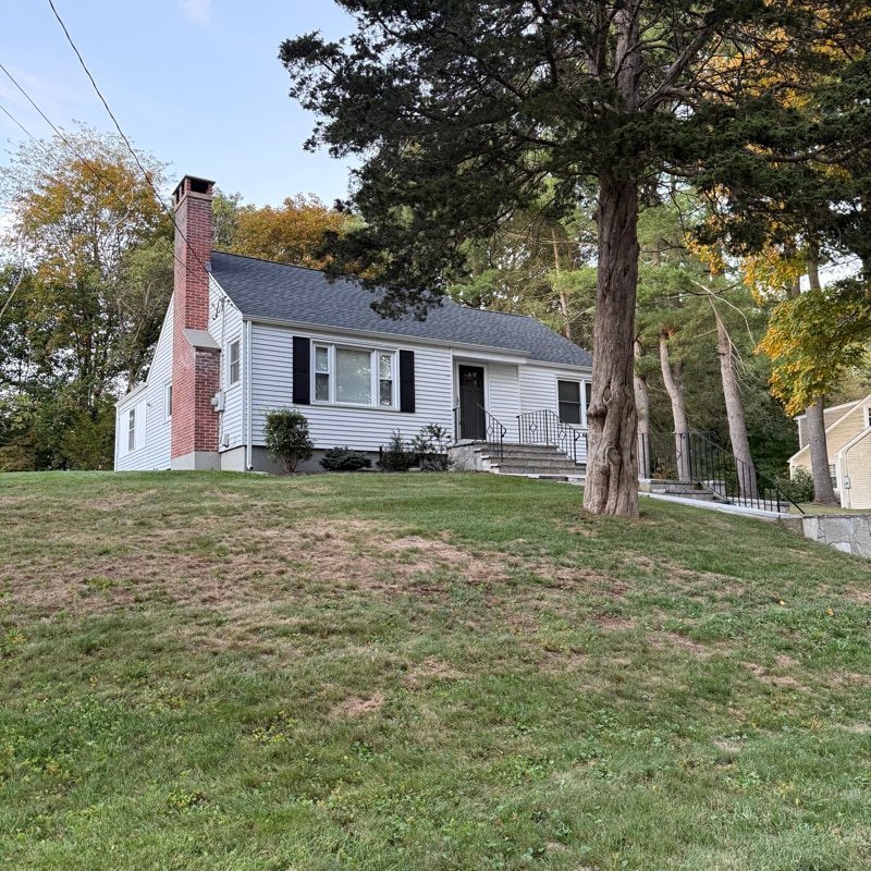Foto principal - 90 Cedar Ln