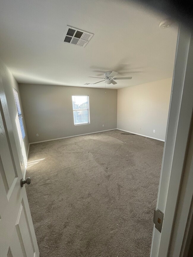 Foto del edificio - 4339 E Shapinsay Dr