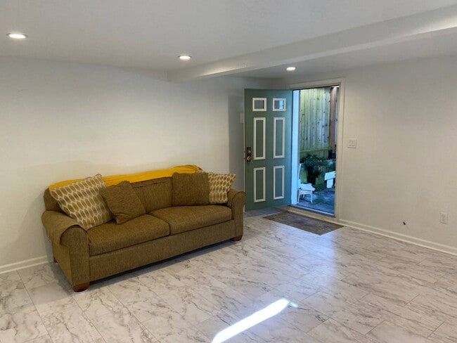 Photo - Inlaw Studio Apartment with Parking (ingleside / SFSU / CCSF)