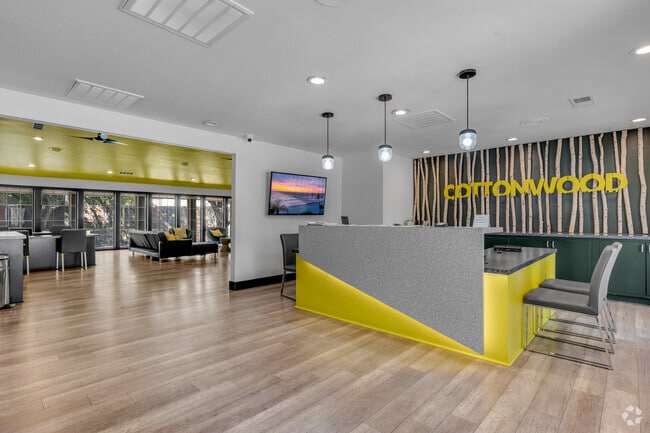 Leasing Office - Cottonwood