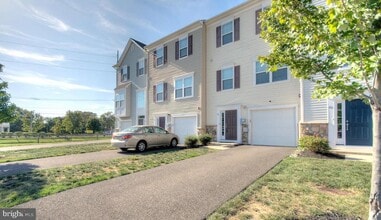 Building Photo - 58 Iron Gate Rd