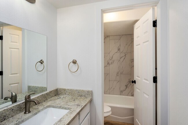 Building Photo - Beautiful Single Family Home for Rent in A...