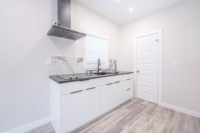 Foto del edificio - 4202 Clay St