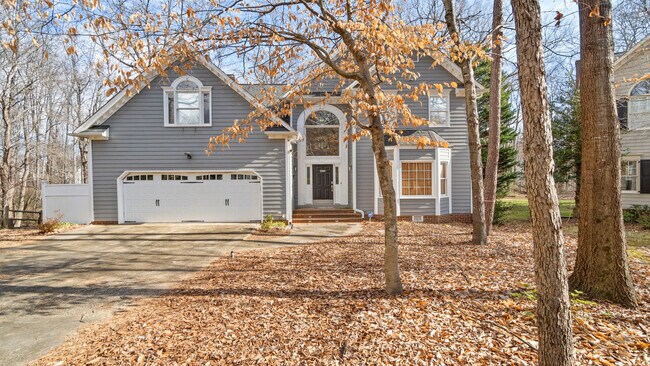 Building Photo - 9102 Laurel Ridge Trl