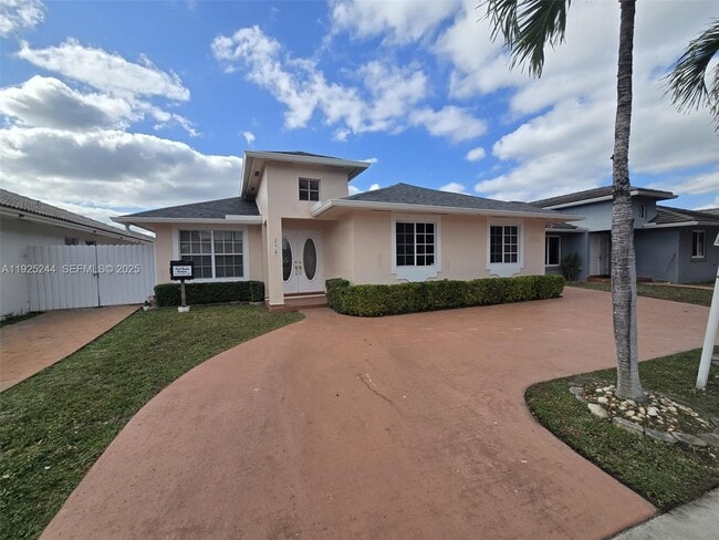 Foto del edificio - 894 NW 134th Pl