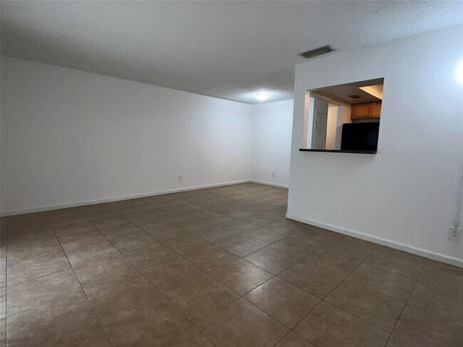 Foto del edificio - 138 Lewfield Cir