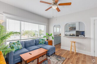 Interior Photo - Estudios de Stanson