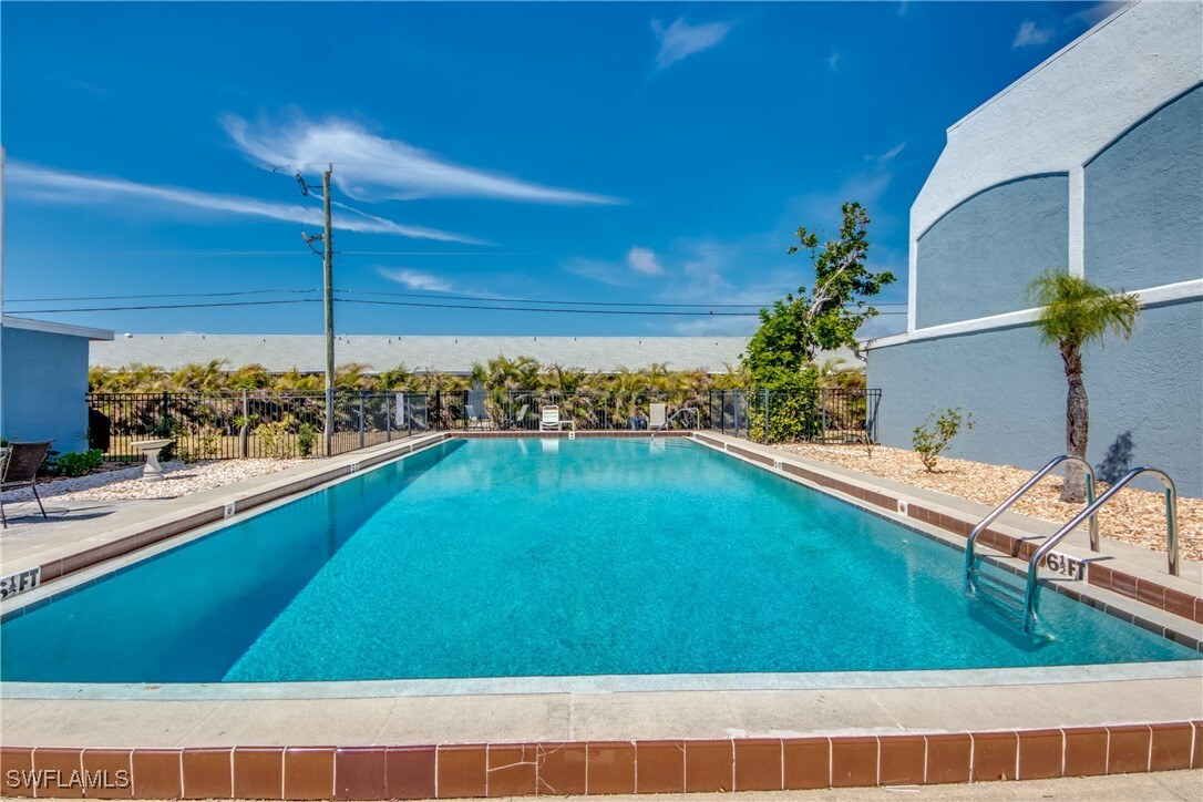 Foto principal - 4424 SW 8th Pl