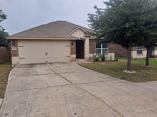 Foto del edificio - 19208 Freedom Hill Ln