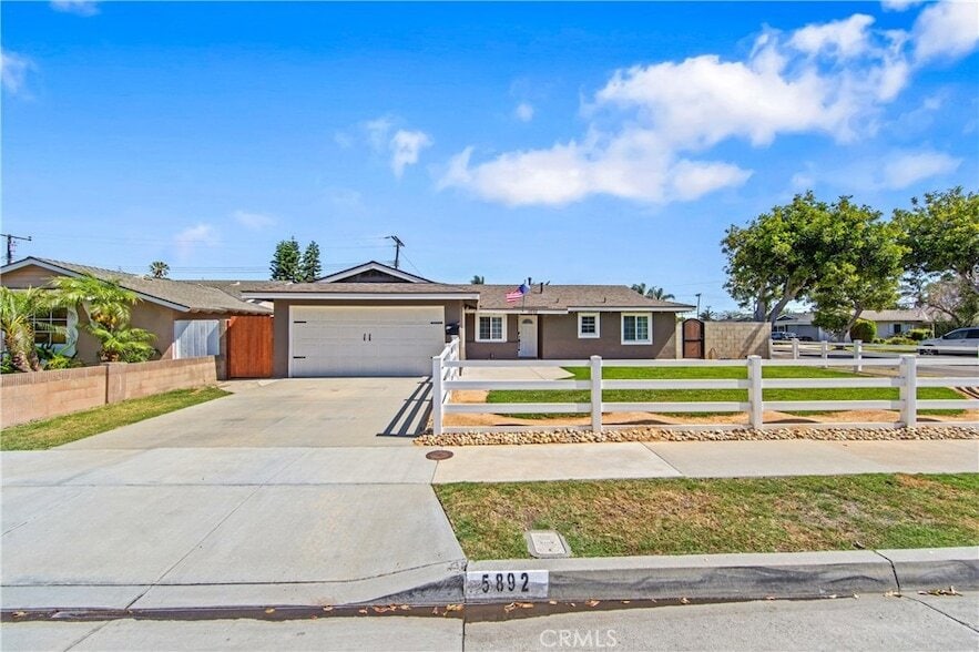 Primary Photo - 5892 Meadowlark Dr