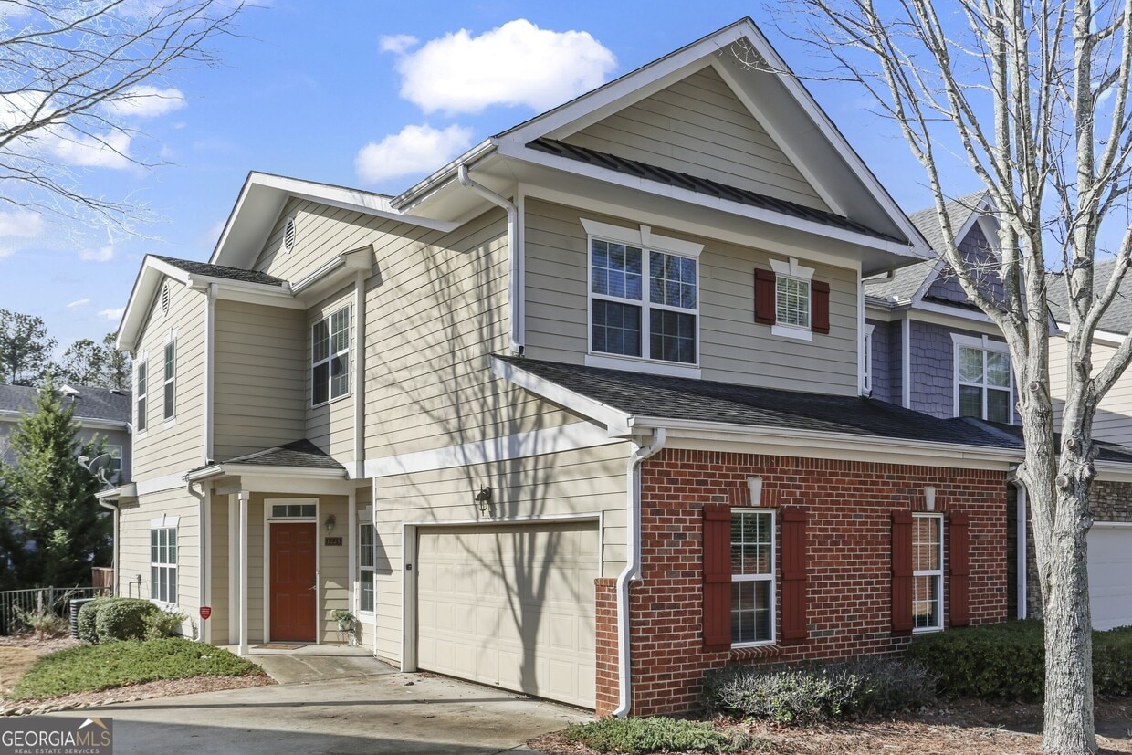 Primary Photo - 1225 Gates Mill Dr