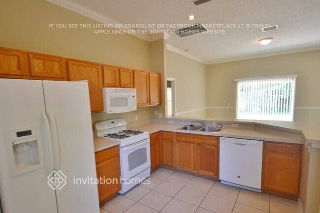 Foto del edificio - 310 Heritage Estates Ln