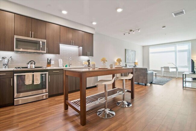 Building Photo - 1734 W El Camino Real