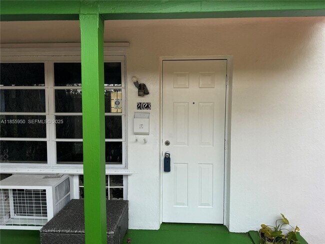 Foto del edificio - 2023 Taylor St