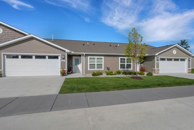 Building Photo - Redwood Rochester Hills