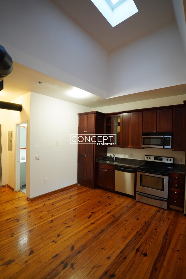 Foto del edificio - 600 Columbia Rd