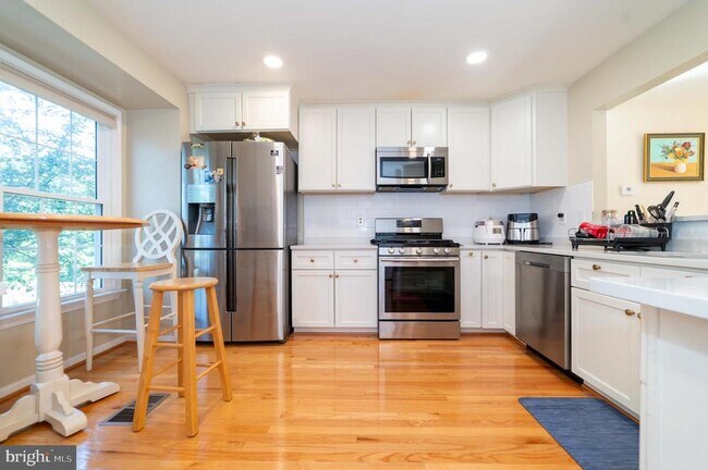 Building Photo - 13878 Coleman Ct