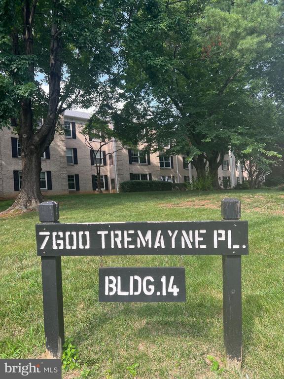 Building Photo - 7600 Tremayne Pl