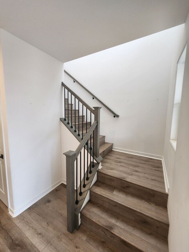 Foto del edificio - 3 bedroom 2.5 bath townhouse