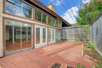 Building Photo - 5918 San Felipe St