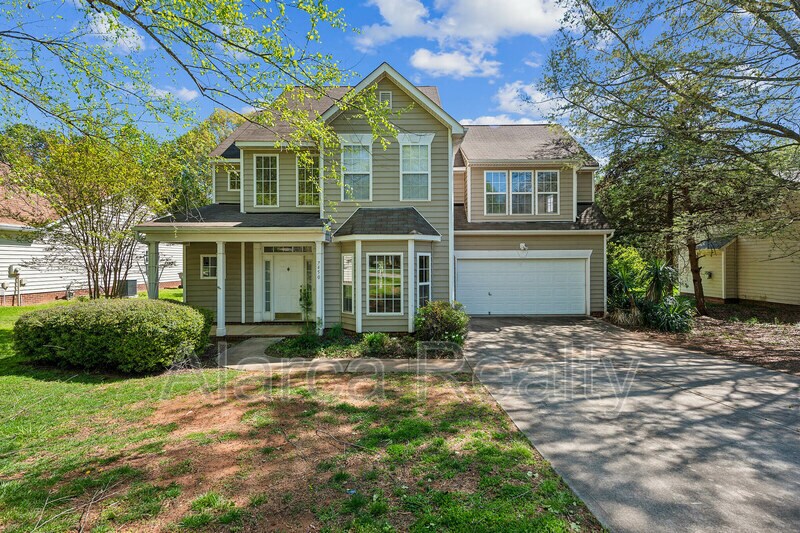 Primary Photo - 7450 Sedgebrook Dr W
