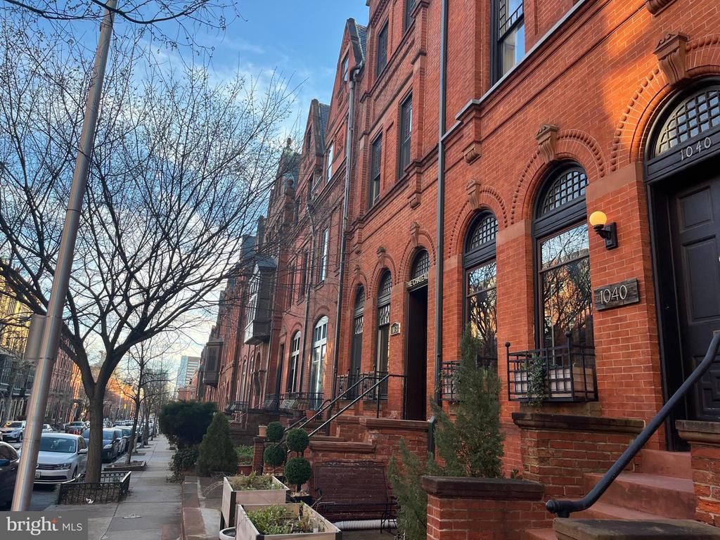 Primary Photo - 1040 N Calvert St