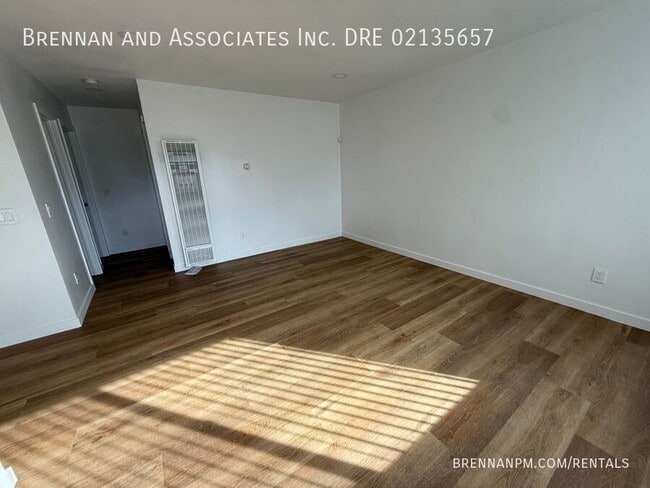 Foto del edificio - 3774 Beta St