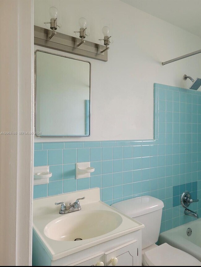 Building Photo - 3881 W Flagler St