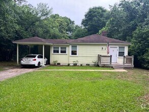 Building Photo - 311 Pineview Ln W