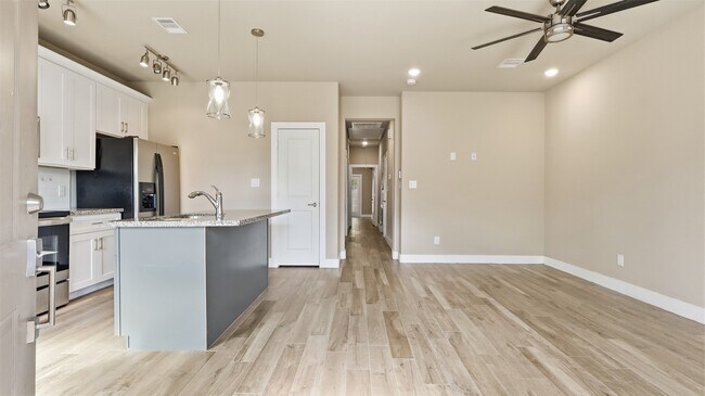 Foto del edificio - 4431 Knoxville St