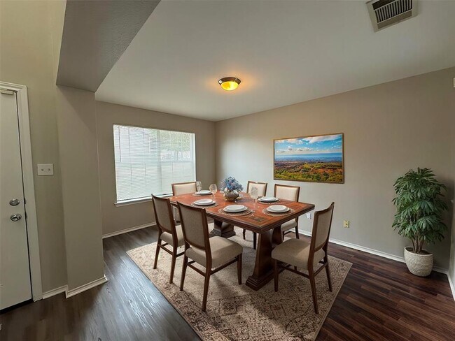 Building Photo - 119 Peppergrass Cove